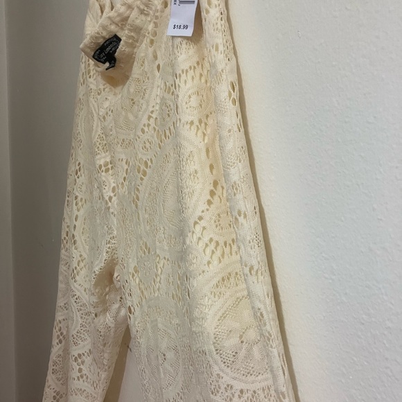 Lucy Diamonds Lace Pants - Picture 5 of 5